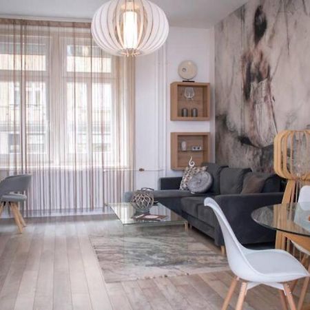 Elegant Stylish Modern Downtown Home Next 2 Danube บูดาเปสต์ ภายนอก รูปภาพ